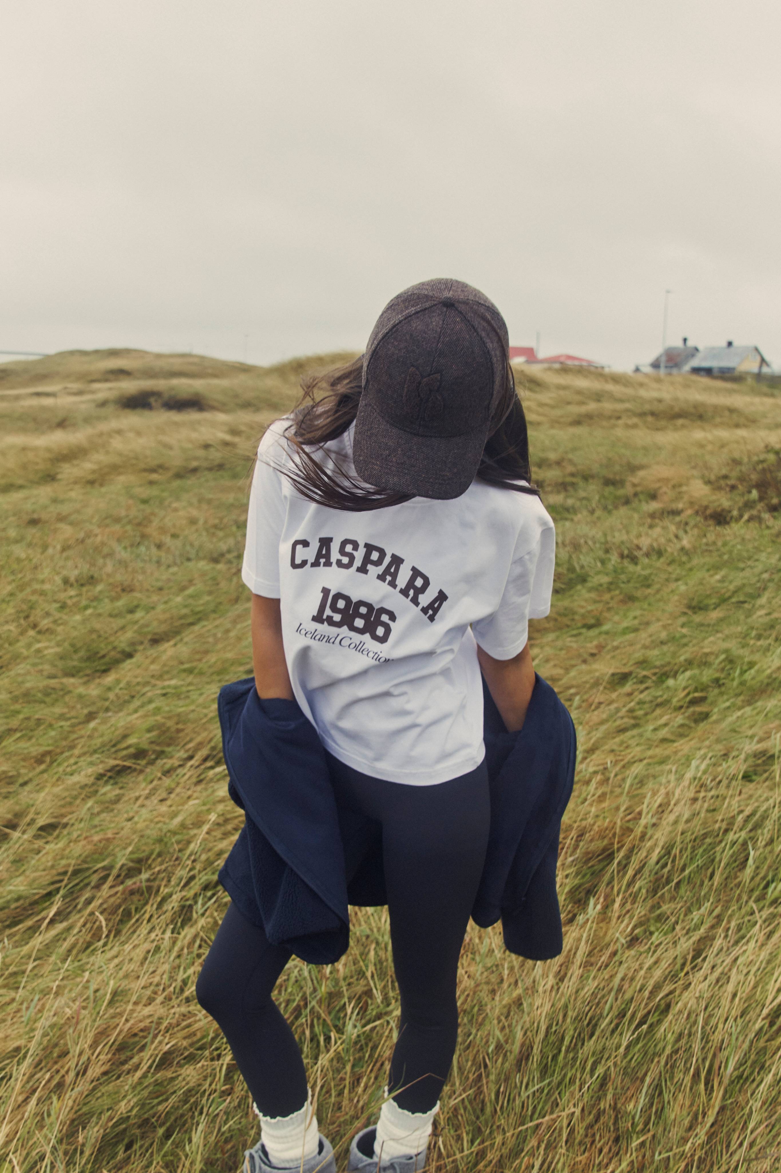 W. CS Tee - White w. Espresso